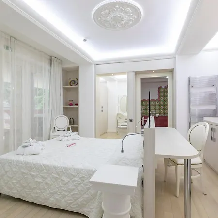 Boutique Paradiso Bovelacci Milano Marittima
