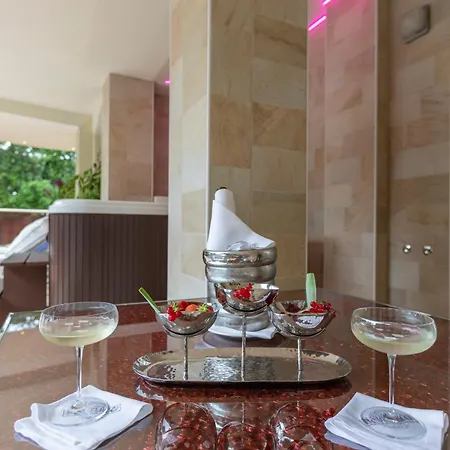 Boutique Paradiso Bovelacci Milano Marittima