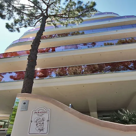Boutique Paradiso Bovelacci Milano Marittima